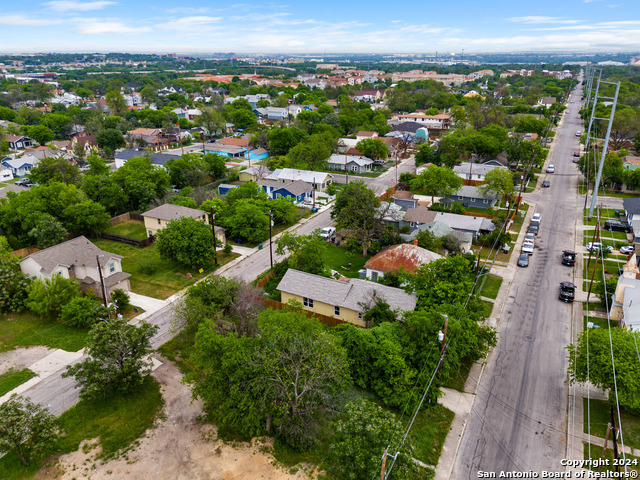 Image 9 of 9 For 1505 Burnet St