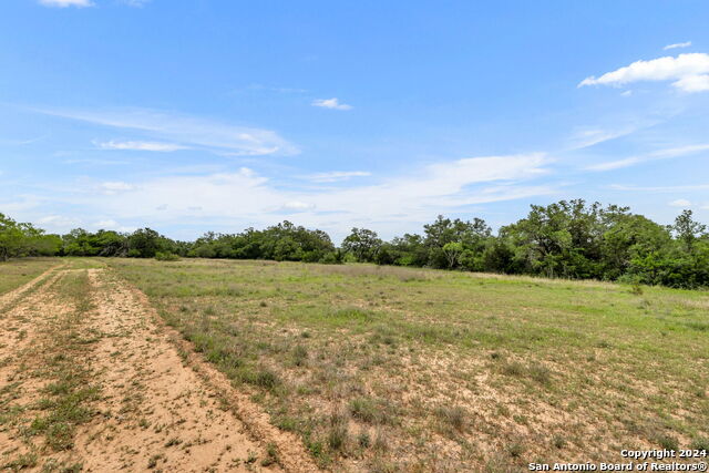 Image 31 of 48 For 2192 Ranch Road 1631