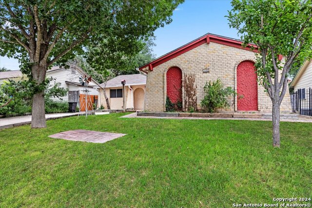 Details for 7610 Meadow Green St, San Antonio, TX 78251