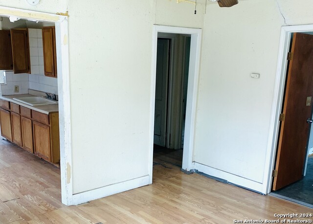 Image 5 of 12 For 1326 23rd St Nw