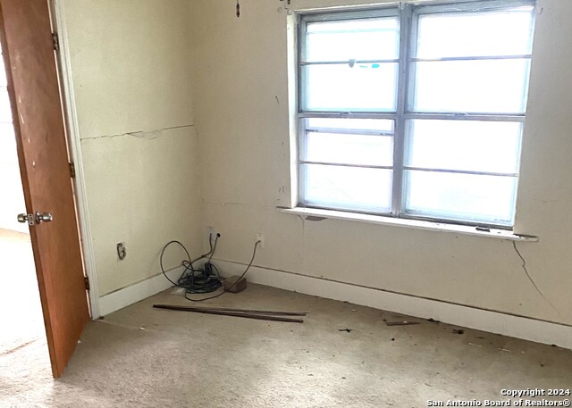 Image 6 of 12 For 1326 23rd St Nw