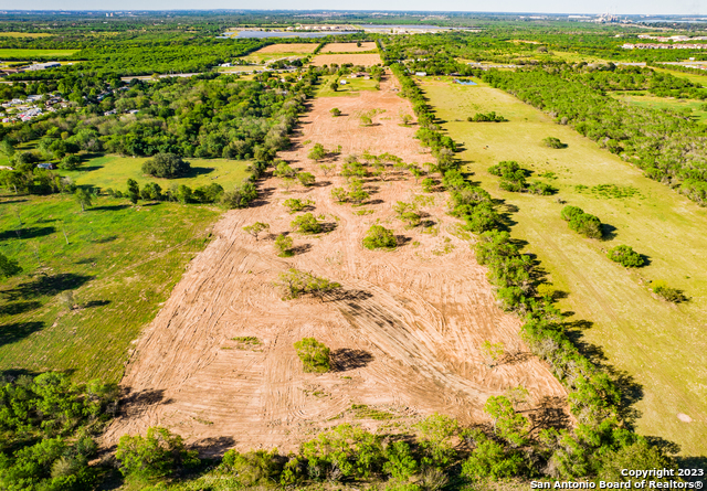 Image 10 of 14 For 3440 Loop 1604 E S