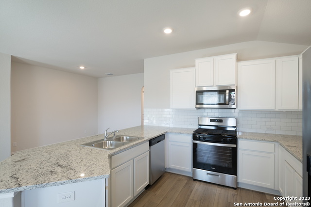 Image 7 of 23 For 4303 Lovage Lane