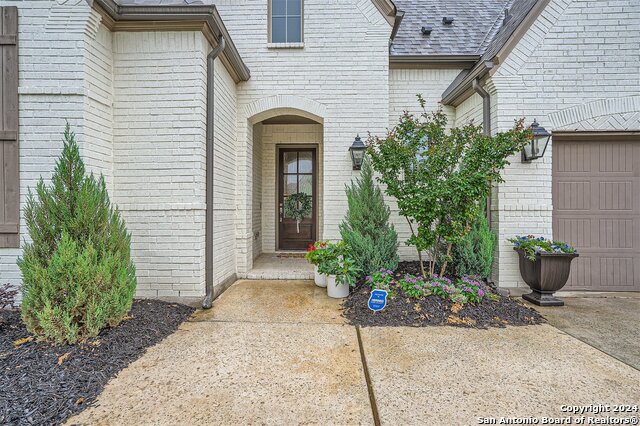 Image 4 of 43 For 7022 Cantera Manor Blvd