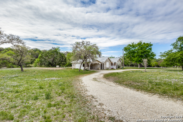 Details for 143 Platten Creek Rd, Boerne, TX 78006