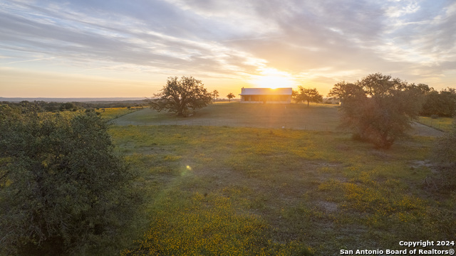 Image 6 of 109 For 5271 Us Highway 290