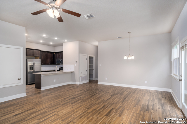 Image 8 of 20 For 3067 View Ridge Dr  10