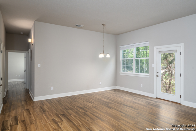 Image 9 of 20 For 3067 View Ridge Dr  10