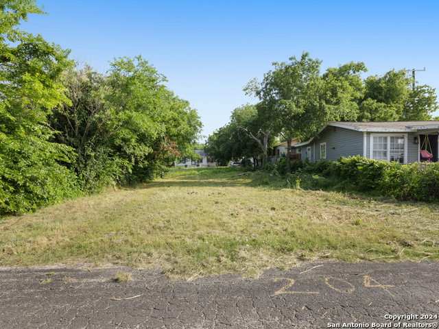 Details for 204 Orphan  , San Antonio, TX 78202