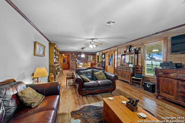 Listing photo id 10 for 10801 County Road 116