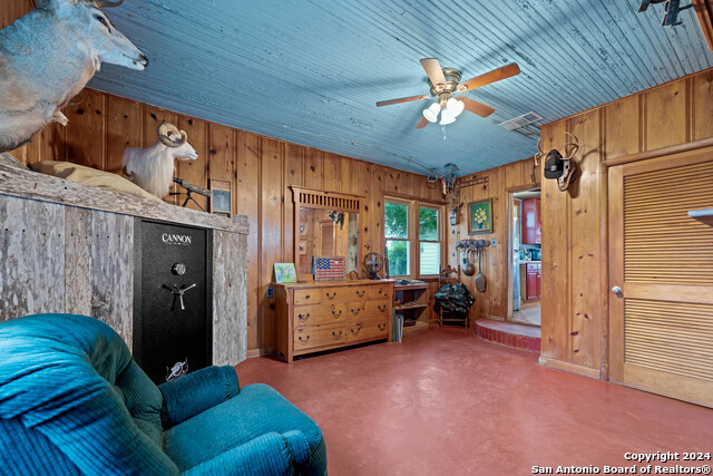 Listing photo id 3 for 10801 County Road 116