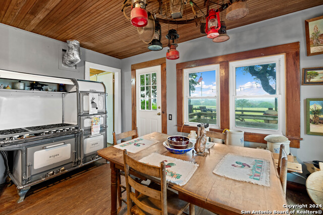 Listing photo id 6 for 10801 County Road 116