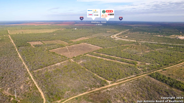 Listing photo id 16 for 3 Fm 1581