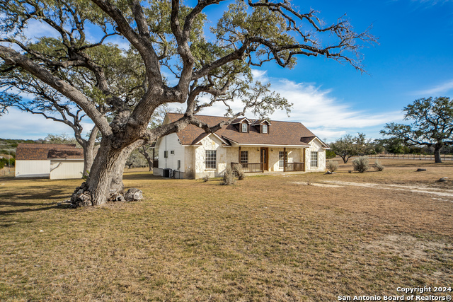 Details for 124 Majestic Oaks Dr, Boerne, TX 78006