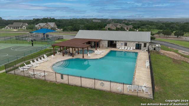 Image 31 of 32 For 10402 Rinder Farm Court