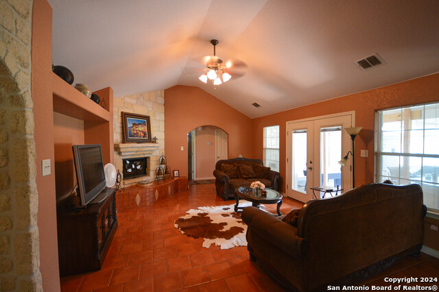 Listing photo id 9 for 210 County Road 7812