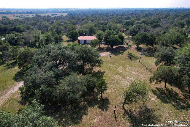 Listing photo id 6 for 210 County Road 7812