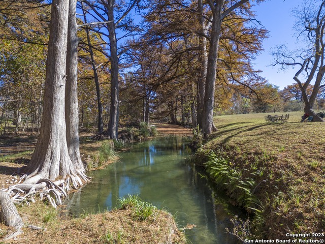 Image 9 of 80 For 551 Fm 337  