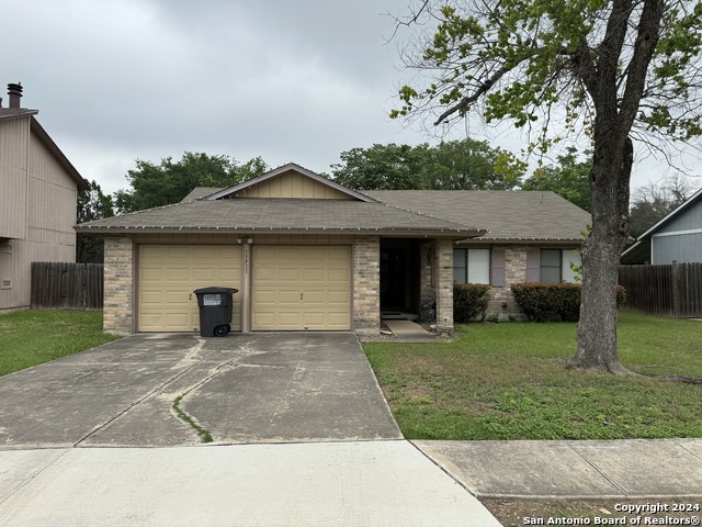 Details for 13911 Woodbreeze St, San Antonio, TX 78217