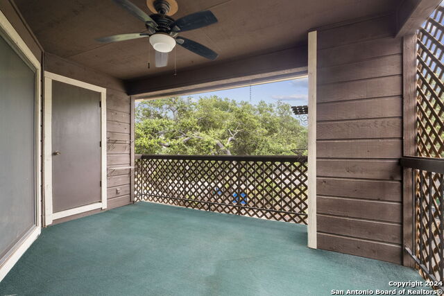 Image 17 of 21 For 11520 Huebner Rd Apt 407  4