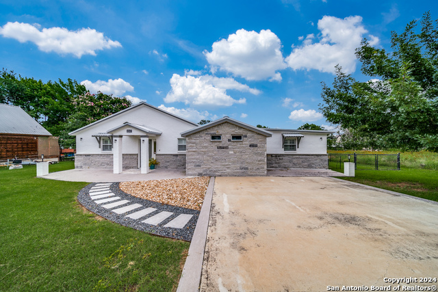 Details for 617 Circle Dr, Sunrise Beach, TX 78643