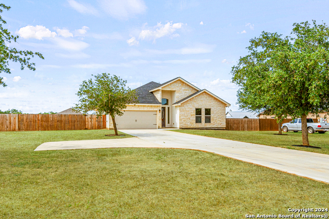 Details for 153 Medium Meadow, Lytle, TX 78052