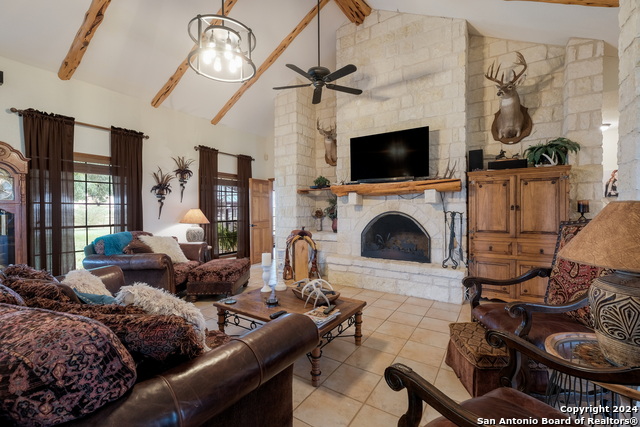 Listing photo id 2 for 700 County Road 544