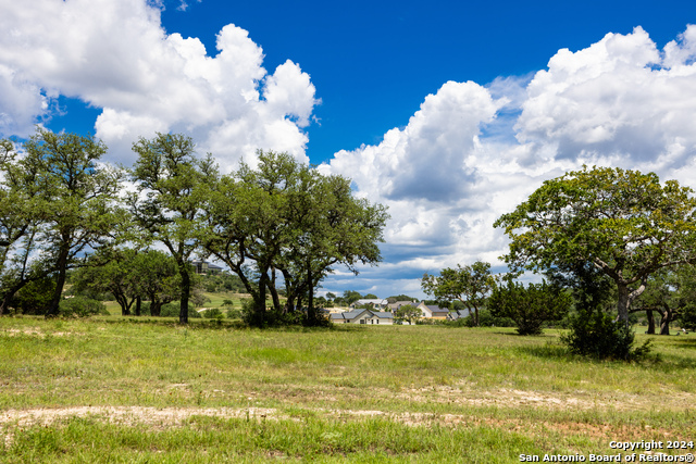 Image 18 of 34 For 1011 Comanche Hills