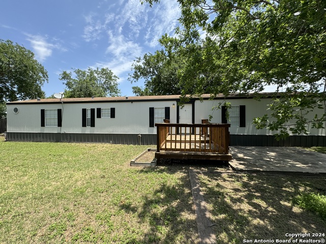 Details for 374 Avenue J, Poteet, TX 78065