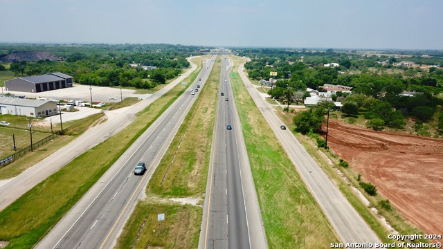 Image 2 of 24 For 17171 Interstate 35