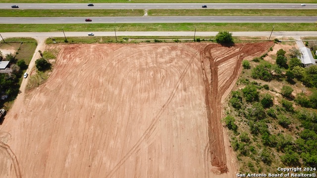 Image 21 of 24 For 17171 Interstate 35