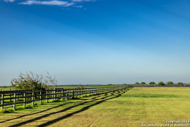 Details for 1005 Shoreline Dr, Port LaVaca, TX 77979