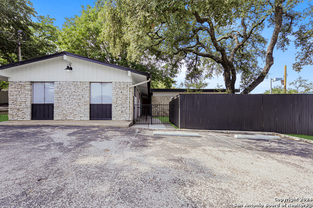 Details for 8703 Wurzbach Rd, San Antonio, TX 78240