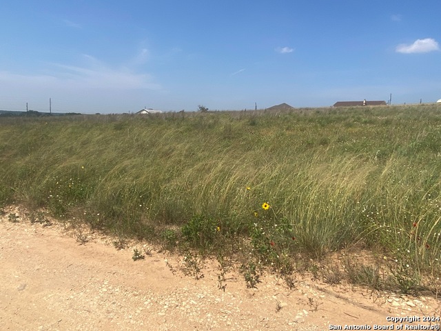 Image 4 of 5 For 618 Forest Ln