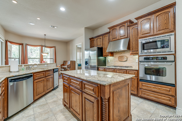 Image 17 of 42 For 25010 Estancia Circle