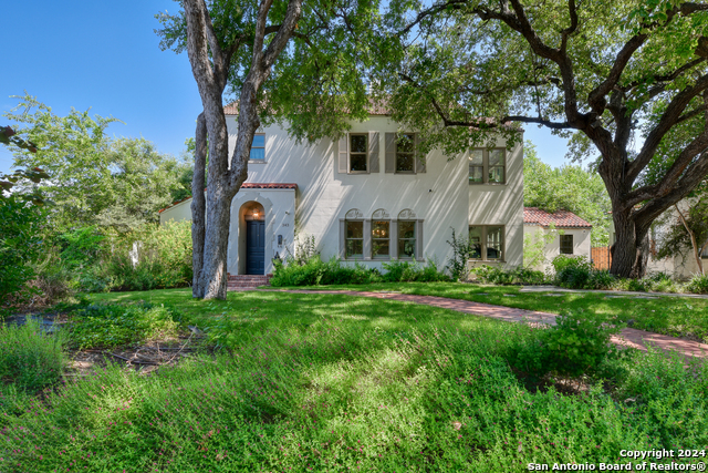 Details for 343 Hollywood Ave W, San Antonio, TX 78212