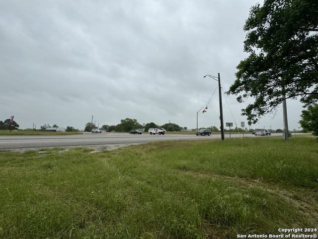 Image 3 of 4 For 3431 Loop 1604 W