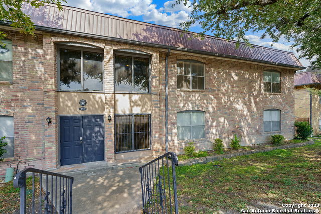 Details for 8915 Datapoint Dr.  37h, San Antonio, TX 78229