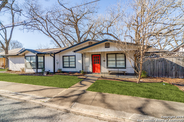 Details for 110 Turner Ave, Boerne, TX 78006