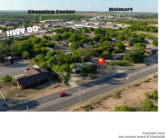 Listing photo id 15 for 1112 Garner Field Rd