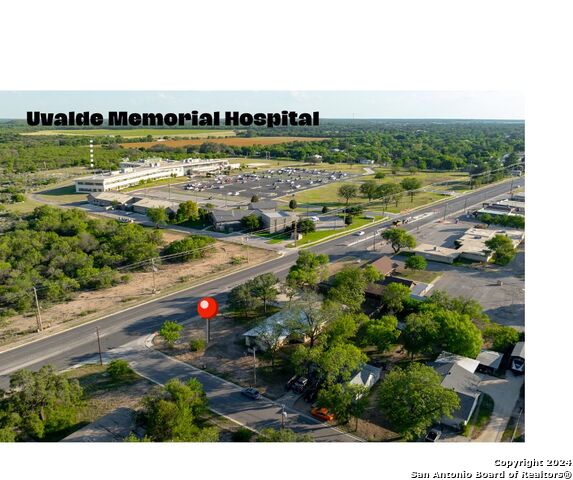 Listing photo id 16 for 1112 Garner Field Rd