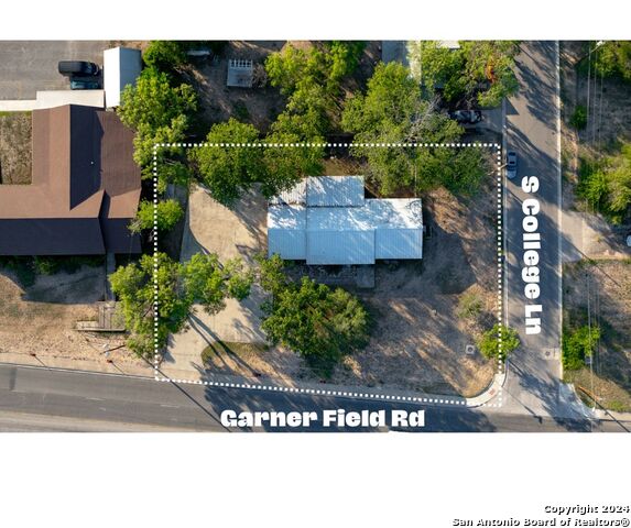 Listing photo id 17 for 1112 Garner Field Rd