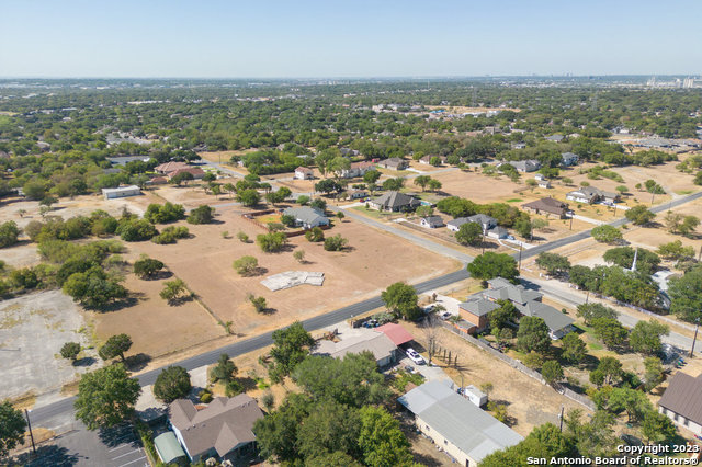 Image 10 of 23 For 4902 Anacacho St