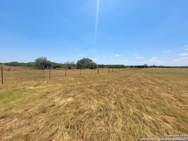 Details for Lot 7 Of 7 Bar R Lane, Floresville, TX 78114