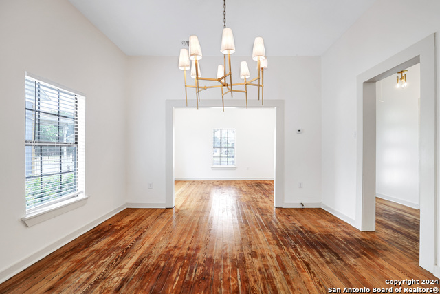 Image 10 of 36 For 1613 Olive St N