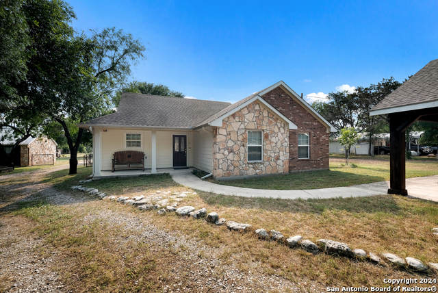 Details for 9948 Fm 1283, Lakehills, TX 78063