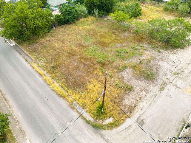 Image 2 of 9 For 255 Coyol St