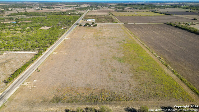 Image 15 of 16 For Lot 5 Fm 471