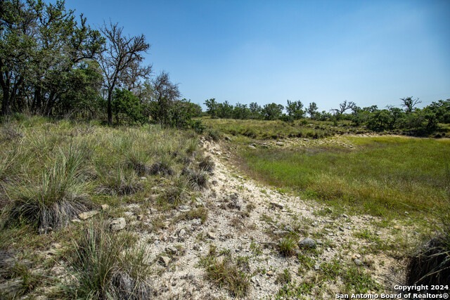 Image 26 of 33 For 180 Steel Creek Crest