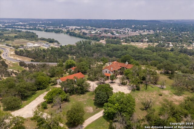 Details for 100 Steepside Ln, Kerrville, TX 78028